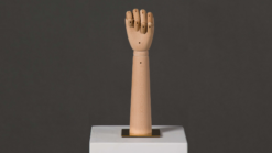 Trehånd dame lang på gullplate